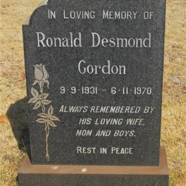 GORDON Ronald Desmond 1931-1970