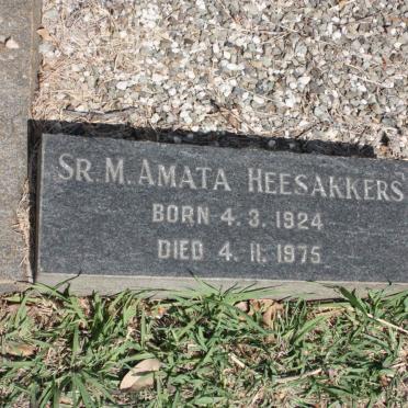 HEESAKKERS Amata 1924-1975
