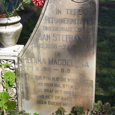 HEEVER Jan Stephanus, v.d. 1906-1959 &amp; Regina Magdelena 1916-1965 :: PIETERSE Sarah Elizabeth 1935-????