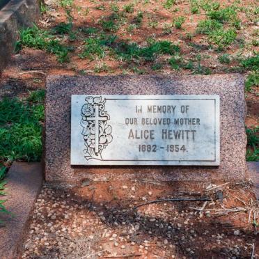 HEWITT Alice 1882-1954