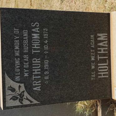 HOLTHAM Arthur Thomas 1910-1975