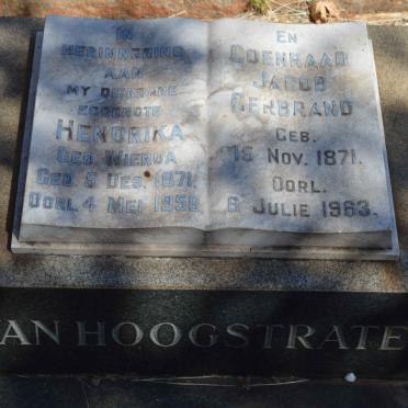 HOOGSTRATEN Coenraad Jacob Gerbrand, van 1871-1963 &amp; Hendrika WIERDA 1871-1958