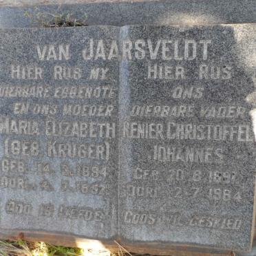 JAARSVELDT Renier Christoffel Johannes, van 1891-1964 &amp; Maria Elizabeth KRUGER 1894-1957