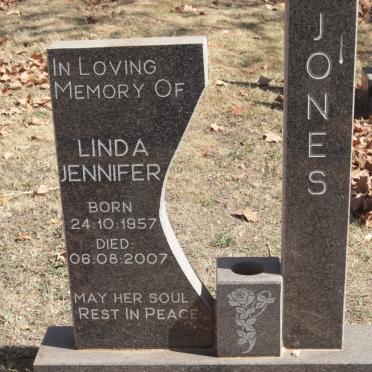 JONES Linda Jennifer 1957-2007