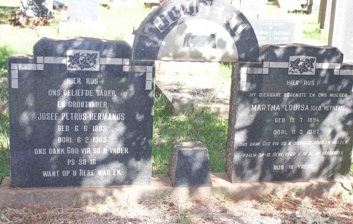 JOUBERT Josef Petrus Hermanus 1883-1969 &amp; Martha Louisa HEYNEKE 1894-1957
