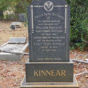 KINNEAR William 1881-1949 &amp; Emily -1963
