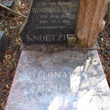 KNOETZE Hendriena Alida 1940-1964 :: KNOETZE Leonard Michael 1960-1984