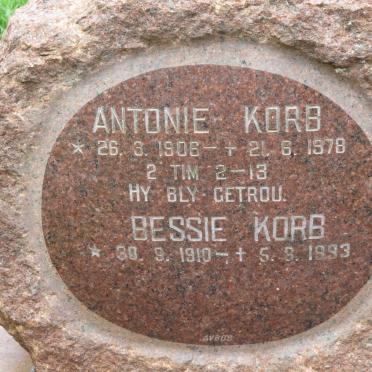 KORB Antonie 1906-1978 &amp; Bessie 1910-1993