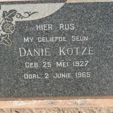KOTZE Danie 1927-1965