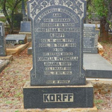 KORFF Christiaan Hermanus 1879-1943 &amp; Cornelia Petronella Johanna 1881-1956