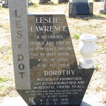 LAWRENCE Leslie 1939-1994 &amp; Dorothy 1939-2005