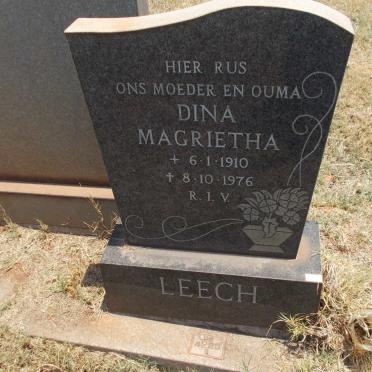 LEECH Dina Magrietha 1910-1976