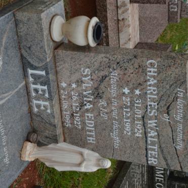 LEE Charles Walter 1924-1992 &amp; Sylvia Edith 1927-1995