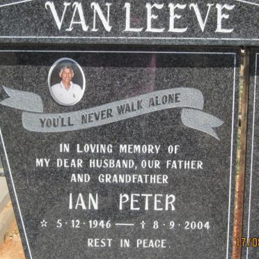 LEEVE Ian Peter, van 1946-2004