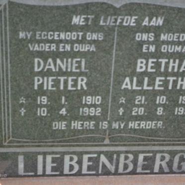 LIEBENBERG Daniel Pieter 1910-1992 &amp; Betha Alletha 1921-1996