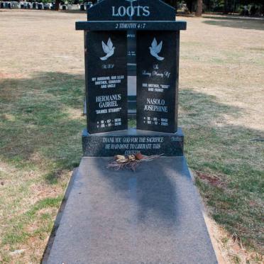 LOOTS Hermanus Gabriel 1936-2016 &amp; Nasolo Josephine 1942-2021