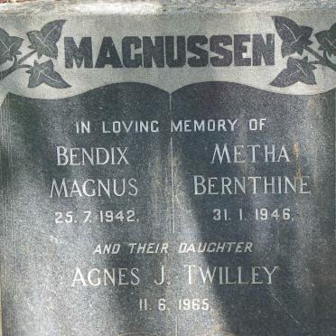 MAGNUSSEN Bendix Magnus -1942 &amp; Metha Bernthine -1946 :: TWILLEY Agnes J. -1965