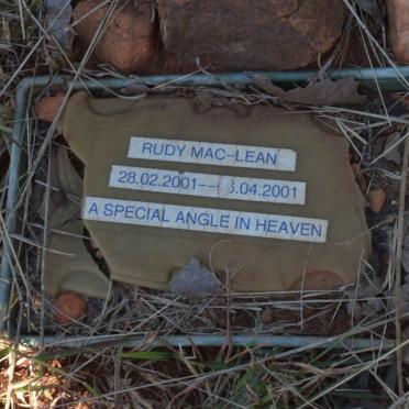 MacLEAN Rudy 2001-2001