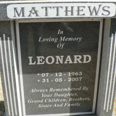 MATTHEWS Leonard 1963-2007