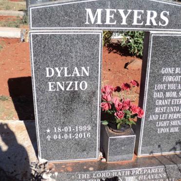 MEYERS Dylan Enzio 1999-2016