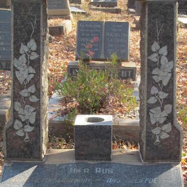 MEYER Andries Petrus Jacobus 1916-1961 & Wilhelmina W.C.D. 1917-1993