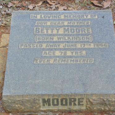 MOORE Betty nee WILKINSON -1946
