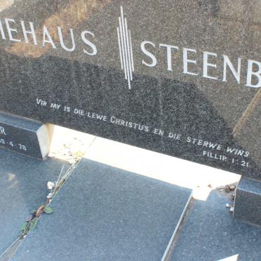 NIEHAUS Pieter 1940-1978 :: STEENBERG Ronnie 1951-1978