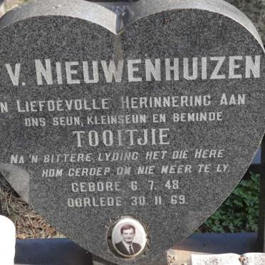 NIEUWENHUIZEN Tooitjie, J.v. 1948-1969