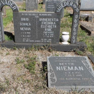 NIEMAN David Schalk 1888-1957 &amp; Ammerentia Fredrika Elizabeth RABE 1895-1974 :: NIEMAN Bettie 1930-1989
