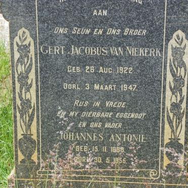 NIEKERK Johannes Antonie, van 1888-1955 :: VAN NIEKERK Gert Jacobus 1922-1947