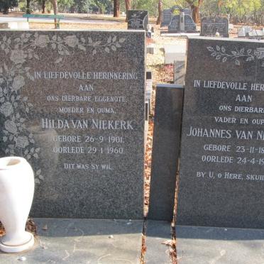 NIEKERK Johannes, van 1895-1977 &amp; Hilda 1901-1960