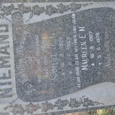 NIEMAND Samuel J.J. 1925-1968 &amp; Maureen E.M. 1927-1978