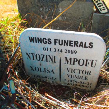 NTOZINI Xolisa 1983- :: MPOFU Victor Vumile 1979-2019