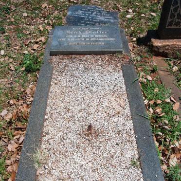 PFEIFFER Bernd 1944-1979 :: PFEIFFER Helmut -1952