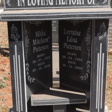 PIETERSON Mitha Mitchum 1922-2005 :: PIETERSEN Lorraine Edna 1950-2009