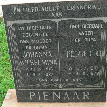 PIENAAR Pierre F.G. 1910-1978 &amp; Johanna Wilhelmina 1916-1977