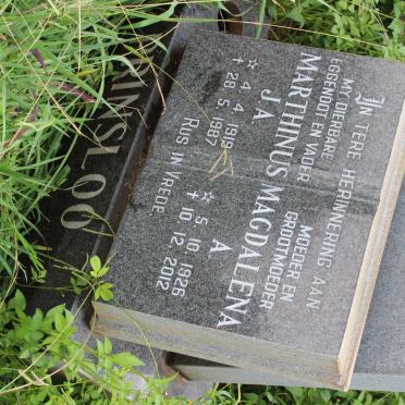 PRINSLOO Marthinus J.A. 1919-1987 &amp; Magdalena A. 1926-2012