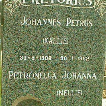PRETORIUS Johannes Petrus 1906-1962 &amp; Petronella Johanna 1907-1995