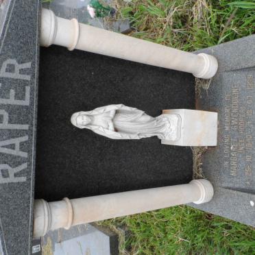 RAPER Margaret Gwendoline nee HOOPER 1940-19?9