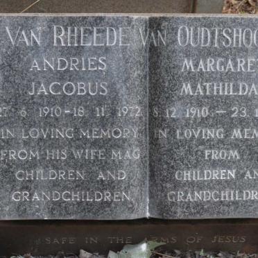 RHEEDE Andries Jacobus, van 1910-1972 &amp; Margaret Mathilda VAN OUDSHOORN 1910-1985