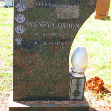 ROBERTS Sydney Gordon 1912-1981