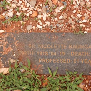 BAUMGARTNER Nicolette 1918-2011