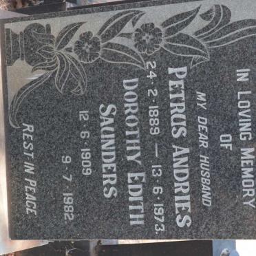 SAUNDERS Petrus Andries 1889-1973 &amp; Dorothy Edith 1909-1982
