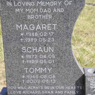 SMITH Tommy 1946-2002 &amp; Magaret 1948-1989 :: SMITH Schaun 1972-1999