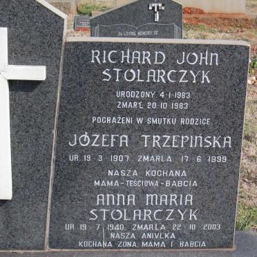 STOLARCZYK Anna Maria 1940-2003 :: STOLARCZYK Richard John 1983-1983 :: TRZEPINSKA Jozefa 1907-1999