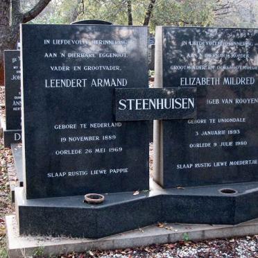 STEENHUISEN Leendert Armand 1889-1969 &amp; Elizabeth Mildred van ROOYEN 1893-1980