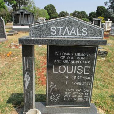 STAALS Louise 1940-2011