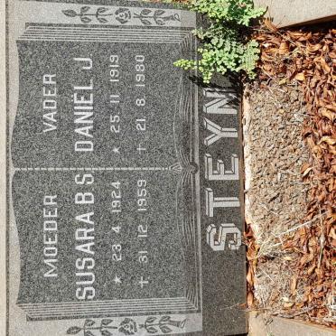STEYN Daniël J. 1919-1980 &amp; Susara B.S. 1924-1959