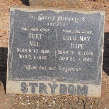 STRYDOM Gert Nel 1896-1959 &amp; Lulu May Hope 1898-1959