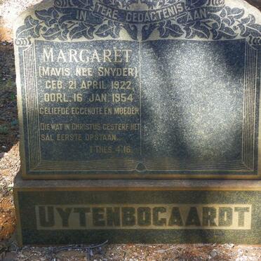 UYTENBOGAARDT Margaret nee SNYDER 1922-1954